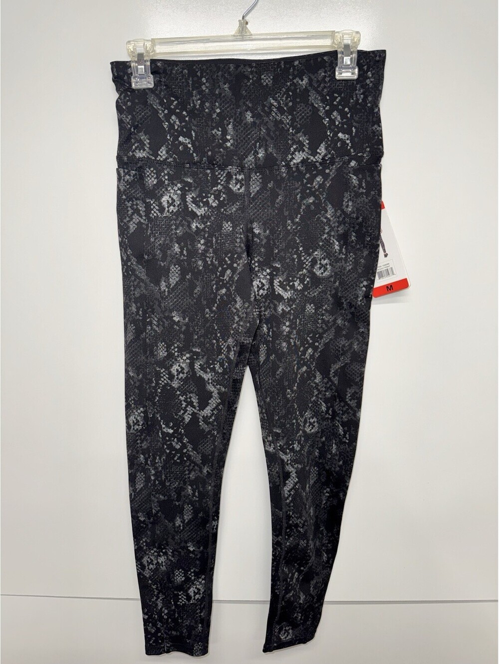 Women's NWT Tuff Athletics Contour Compression Leggings UV Black Gray Print M